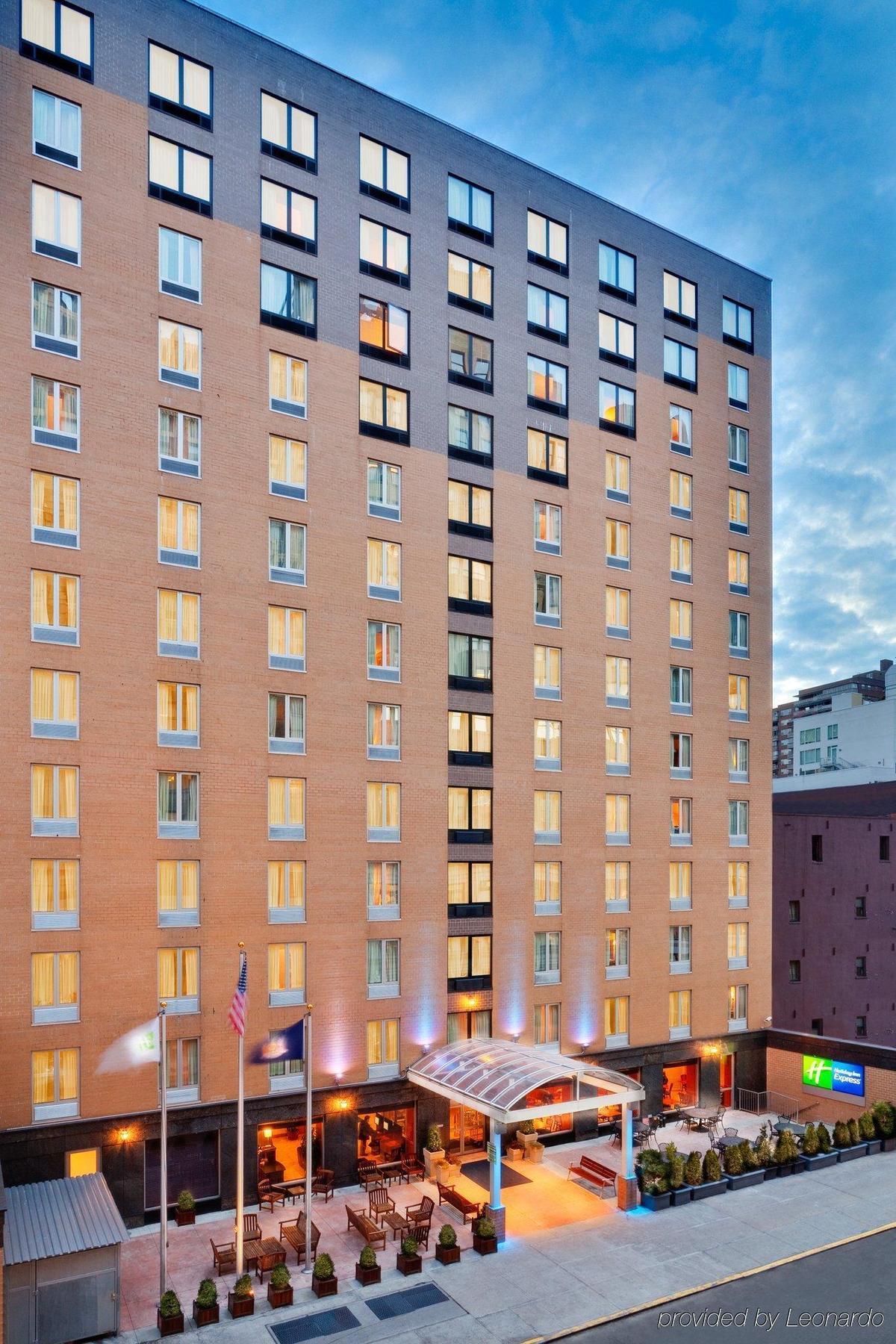 Holiday Inn Express New York City Chelsea, An Ihg Hotel Zewnętrze zdjęcie